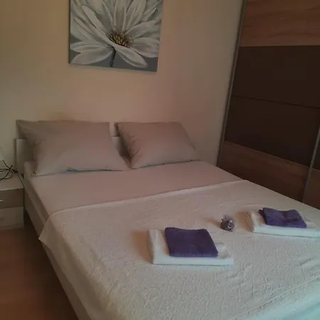 Eva Apartment *